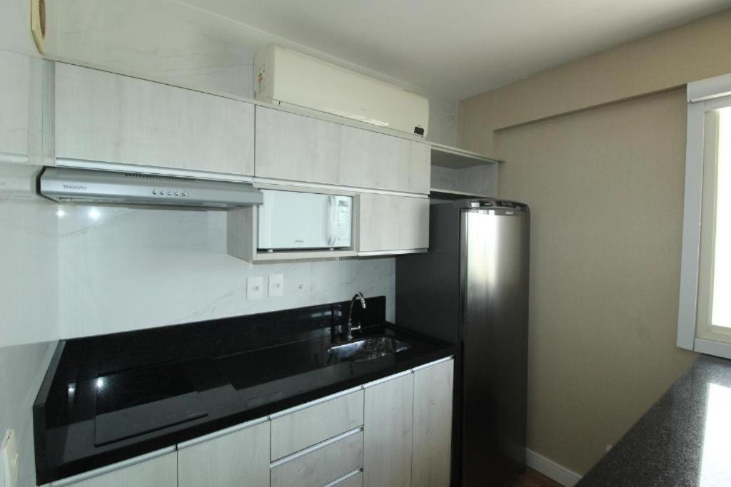 Flat Na Barra Da Tijuca 905 Premium - Com Cozinha, Microondas, Fogao Cooktop, Estacionamento, Balsa Praia, Academia, Muito Lindo, Confortavel E Aconchegante