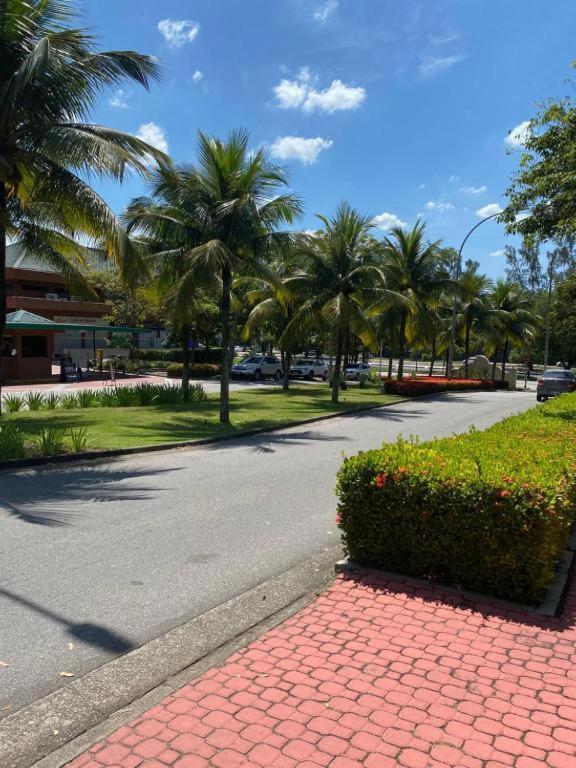 Flat Na Barra Da Tijuca 905 Premium - Com Cozinha, Microondas, Fogao Cooktop, Estacionamento, Balsa Praia, Academia, Muito Lindo, Confortavel E Aconchegante Apartamento *